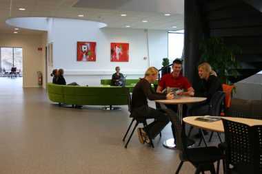 Fornyet laborantskole