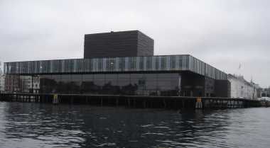 Scenen sat på Skuespilhuset