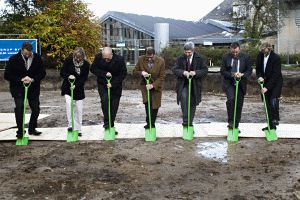 Første spadestik til Green Lighthouse