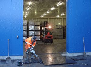 Flæskesteg på byggepladsen